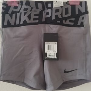 SOLD Gray Black Nike shorts NWT
